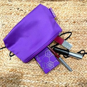 Clinique Makeup Bundle🩷